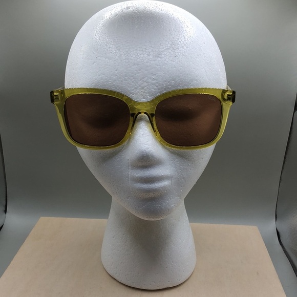 Quay Australia Kingsley Sunglasses Unisex Olive Brown - Picture 6 of 9